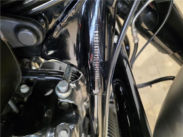 2020 HARLEY-DAVIDSON ROAD KING