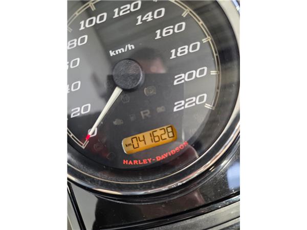 2020 HARLEY-DAVIDSON ROAD KING