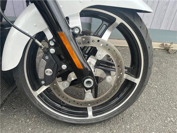 2025 HARLEY-DAVIDSON ROAD GLIDE