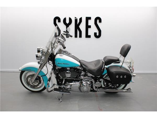 2017 Harley-Davidson Softail Deluxe