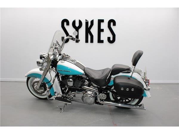 2017 Harley-Davidson Softail Deluxe