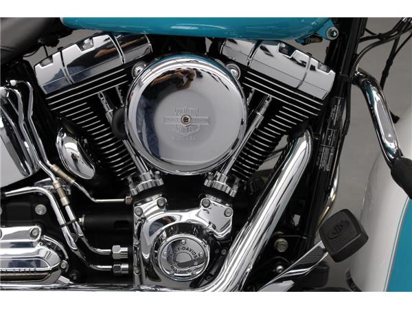 2017 Harley-Davidson Softail Deluxe