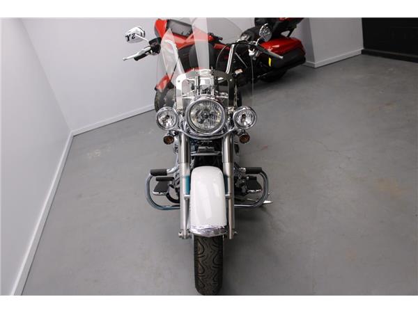 2017 Harley-Davidson Softail Deluxe