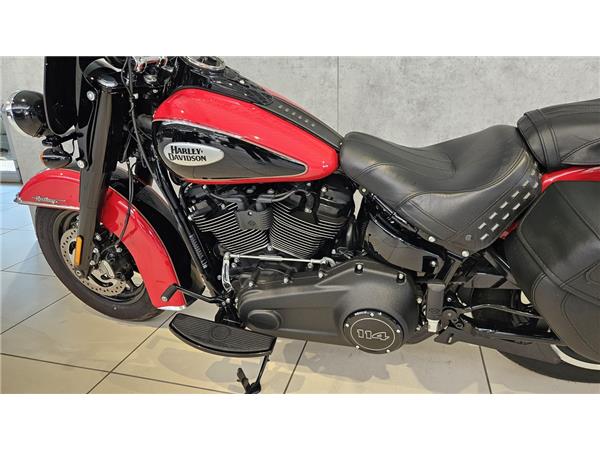 FLHCS Softail Heritage Classic 