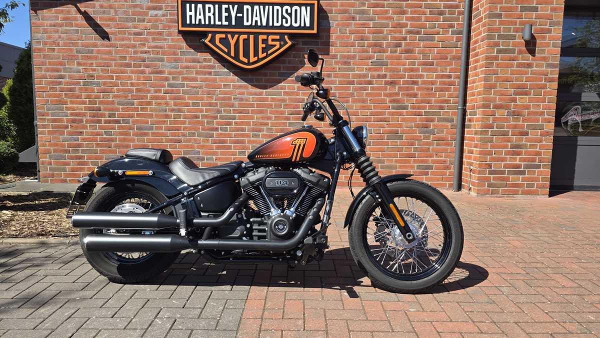 FXBBS Softail Street Bob 