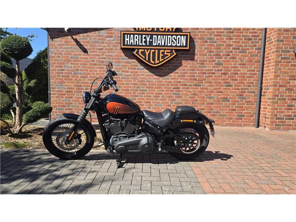 FXBBS Softail Street Bob 