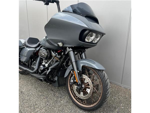 2022 Road Glide ST