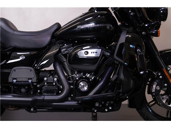 2022 harley-davidson FLHTK Electra Glide Ultra Limited Black Finish114