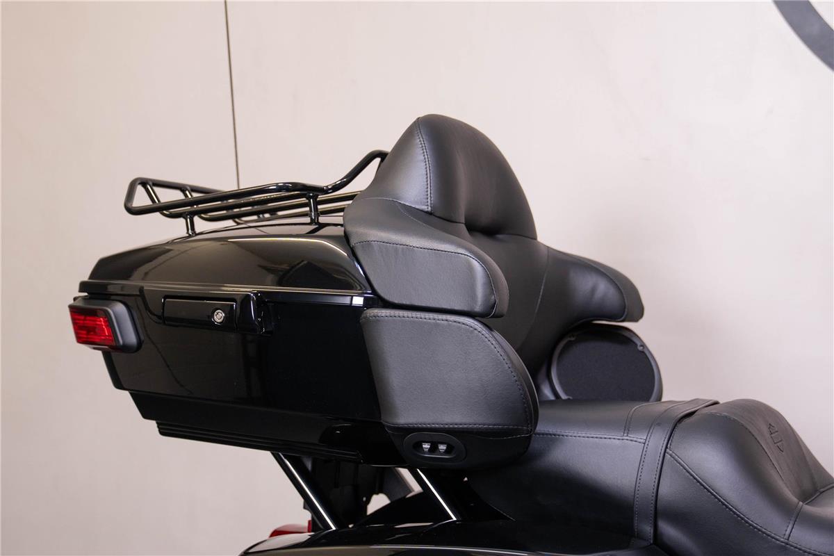 2022 harley-davidson FLHTK Electra Glide Ultra Limited Black Finish114