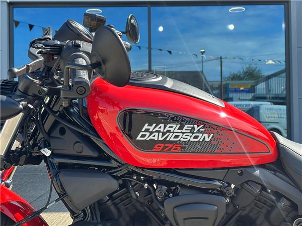 2026 HARLEY-DAVIDSON NIGHTSTER 975
