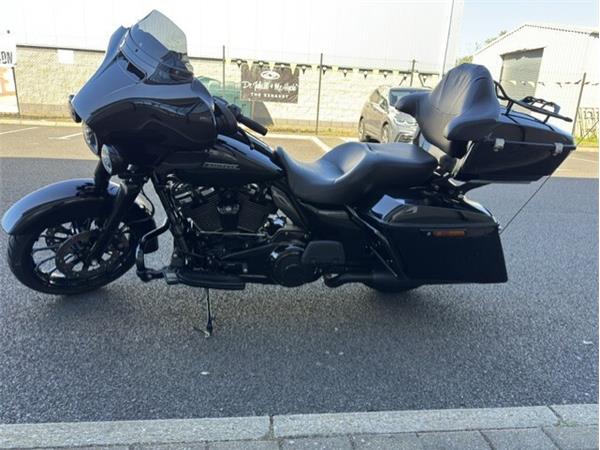 2018 Harley-Davidson Street Glide Special