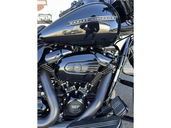 2018 Harley-Davidson Street Glide Special