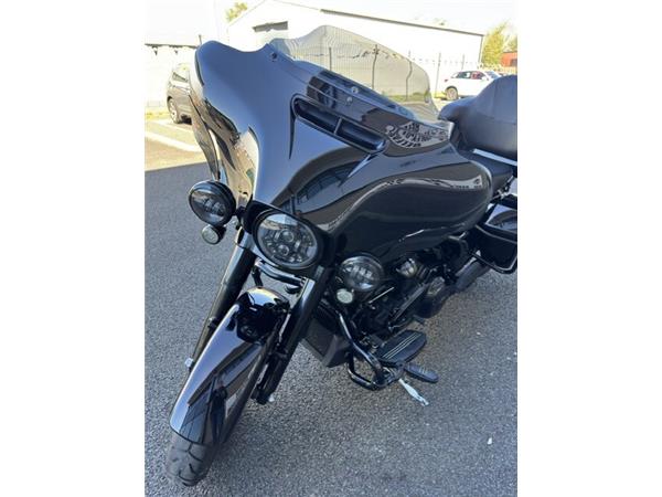 2018 Harley-Davidson Street Glide Special