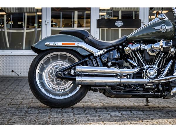 Harley-Davidson FLFBS FAT BOY SOFTAIL 114 - JEKILL & HYDE -