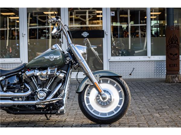 Harley-Davidson FLFBS FAT BOY SOFTAIL 114 - JEKILL & HYDE -