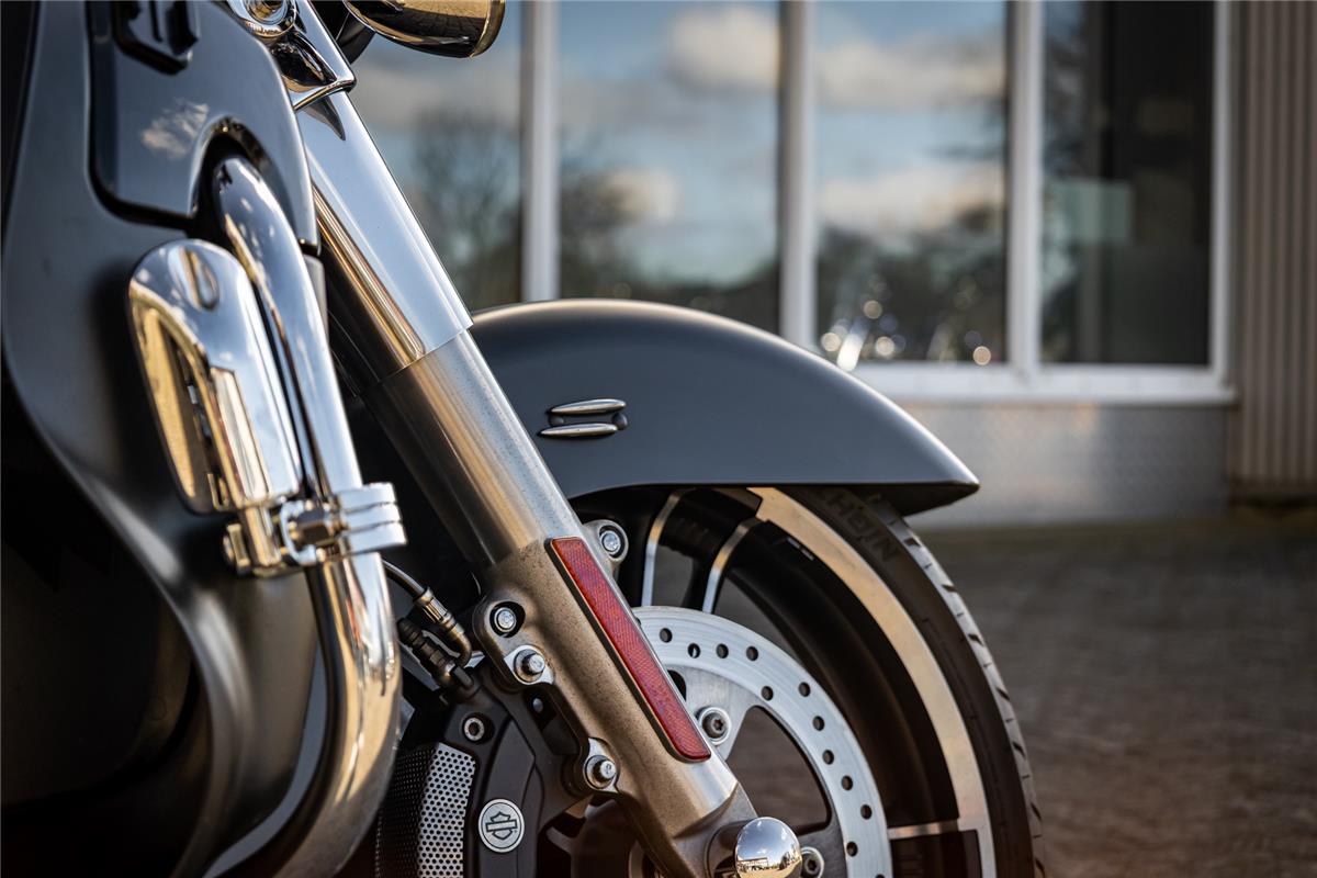 Harley-Davidson Street Glide FLHX - JEKILL & HYDE -