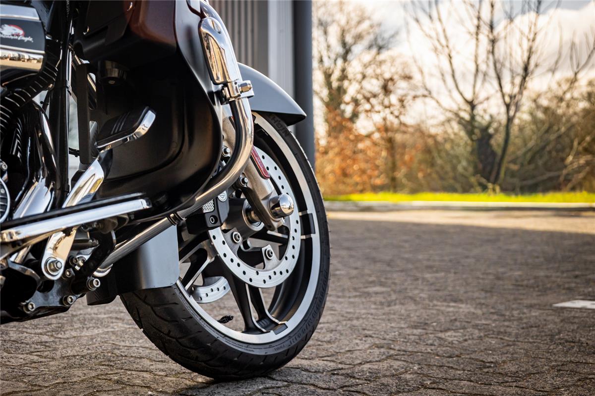 Harley-Davidson Street Glide FLHX - JEKILL & HYDE -