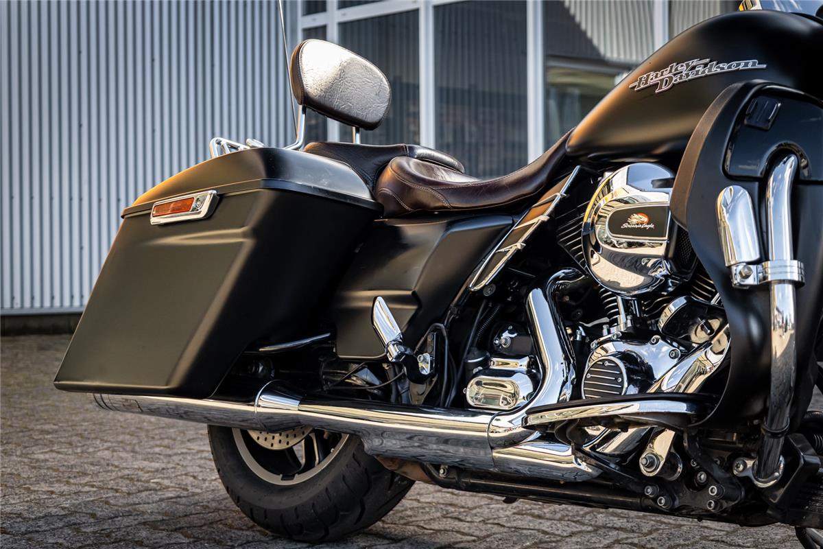 Harley-Davidson Street Glide FLHX - JEKILL & HYDE -