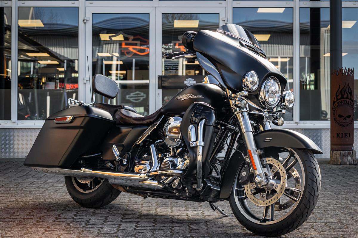 Harley-Davidson Street Glide FLHX - JEKILL & HYDE -
