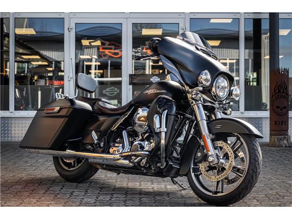 Harley-Davidson Street Glide FLHX - JEKILL & HYDE -