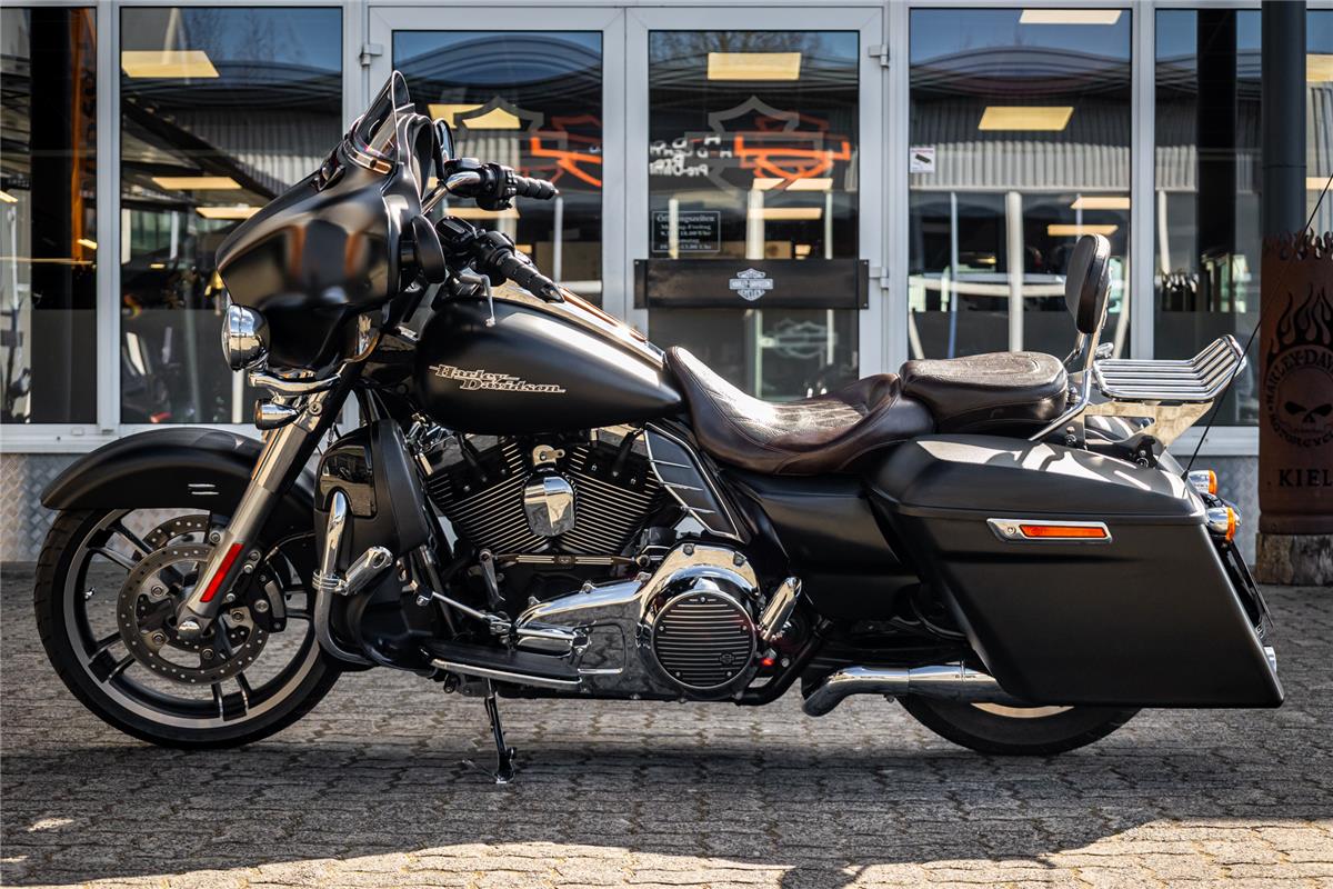 Harley-Davidson Street Glide FLHX - JEKILL & HYDE -