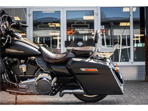Harley-Davidson Street Glide FLHX - JEKILL & HYDE -