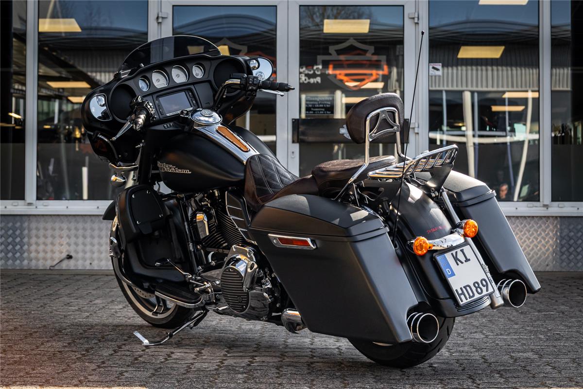 Harley-Davidson Street Glide FLHX - JEKILL & HYDE -