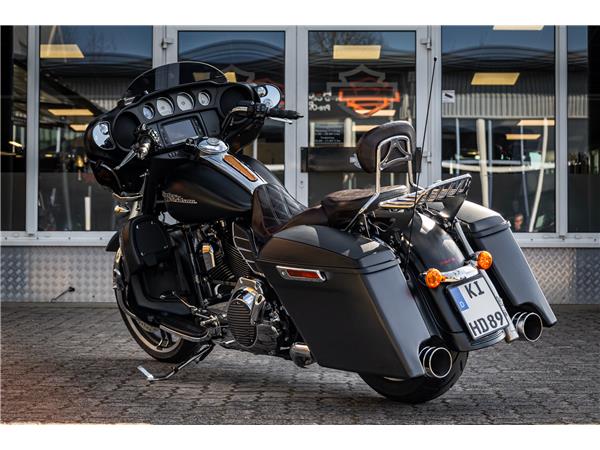 Harley-Davidson Street Glide FLHX - JEKILL & HYDE -