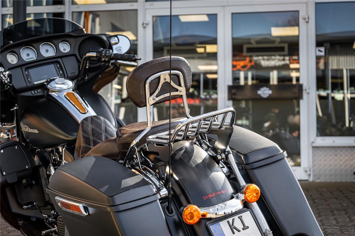 Harley-Davidson Street Glide FLHX - JEKILL & HYDE -