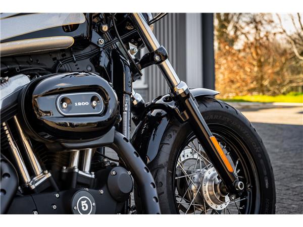 Harley-Davidson XL1200X SPORTSTER FORTY-EIGHT