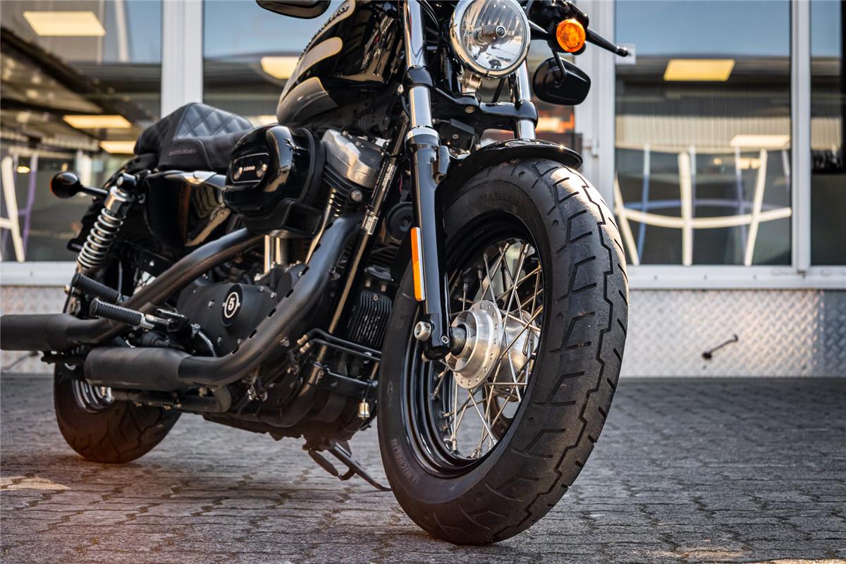 Harley-Davidson XL1200X SPORTSTER FORTY-EIGHT