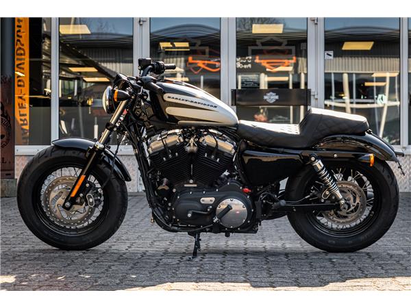 Harley-Davidson XL1200X SPORTSTER FORTY-EIGHT
