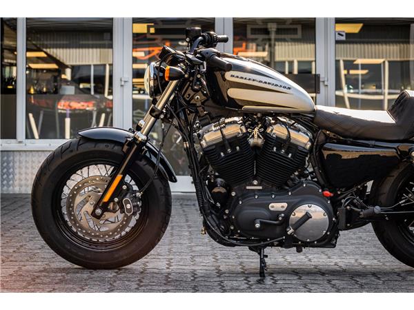 Harley-Davidson XL1200X SPORTSTER FORTY-EIGHT