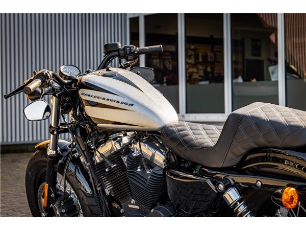 Harley-Davidson XL1200X SPORTSTER FORTY-EIGHT