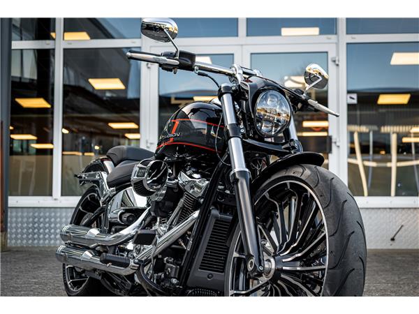 Harley-Davidson FXBR Breakout 117 cui - Jekill & Hyde