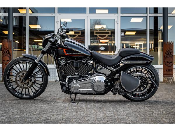 Harley-Davidson FXBR Breakout 117 cui - Jekill & Hyde