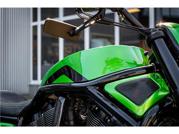 Harley-Davidson VRSCDX NIGHT ROD SPECIAL - 260er Metzeler