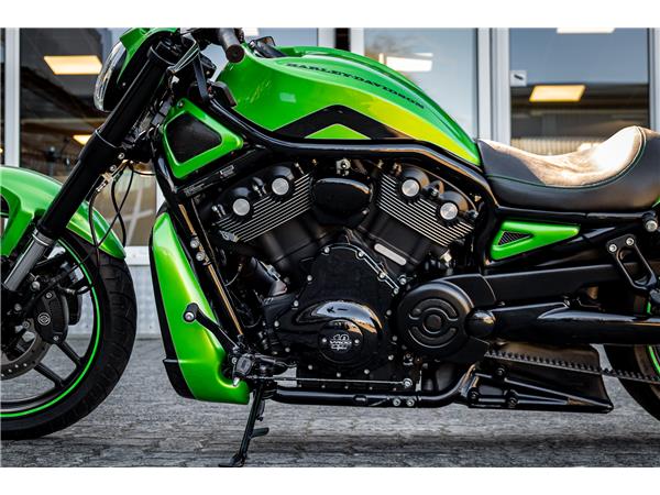 Harley-Davidson VRSCDX NIGHT ROD SPECIAL - 260er Metzeler