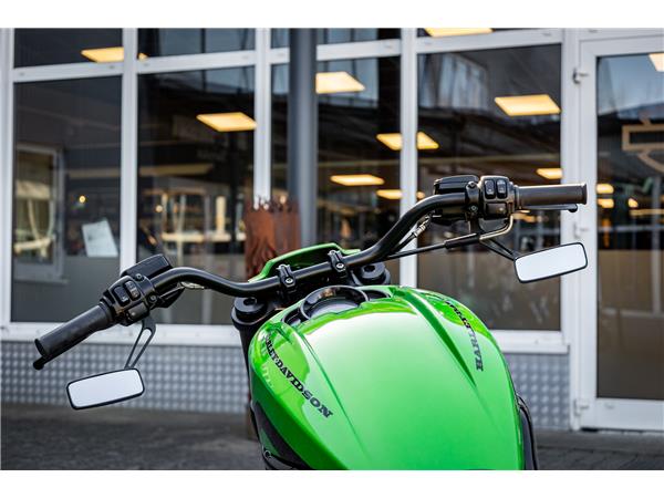 Harley-Davidson VRSCDX NIGHT ROD SPECIAL - 260er Metzeler