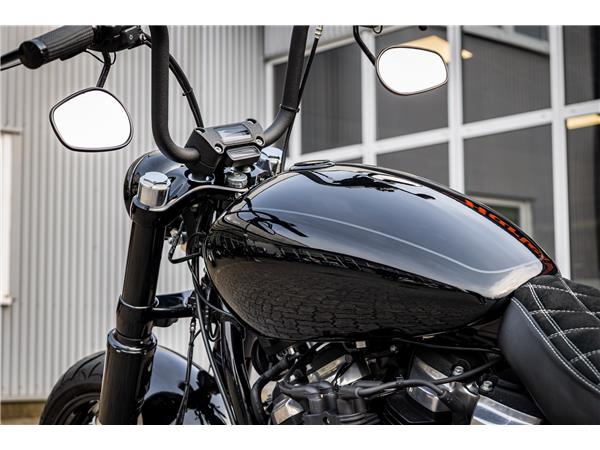 Harley-Davidson FXBB STREET BOB SOFTAIL - Kesstech Gangsta-