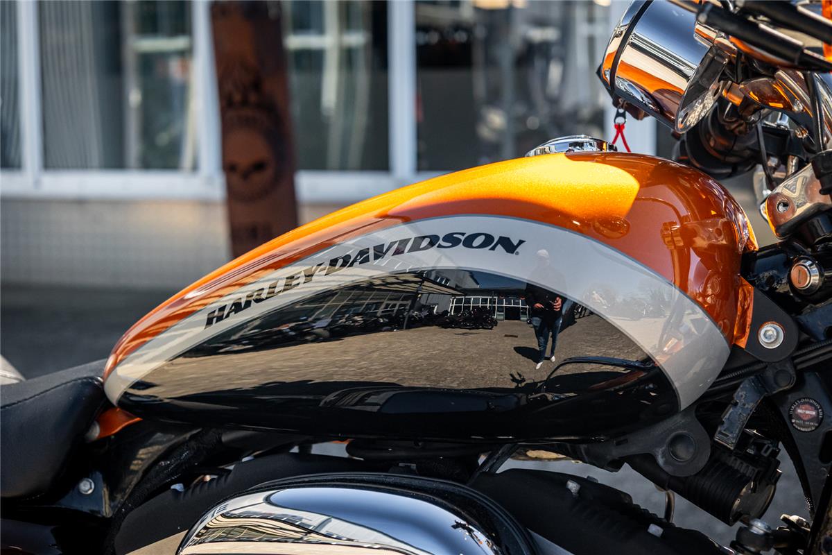 Harley-Davidson XL1200CA Sportster Custom