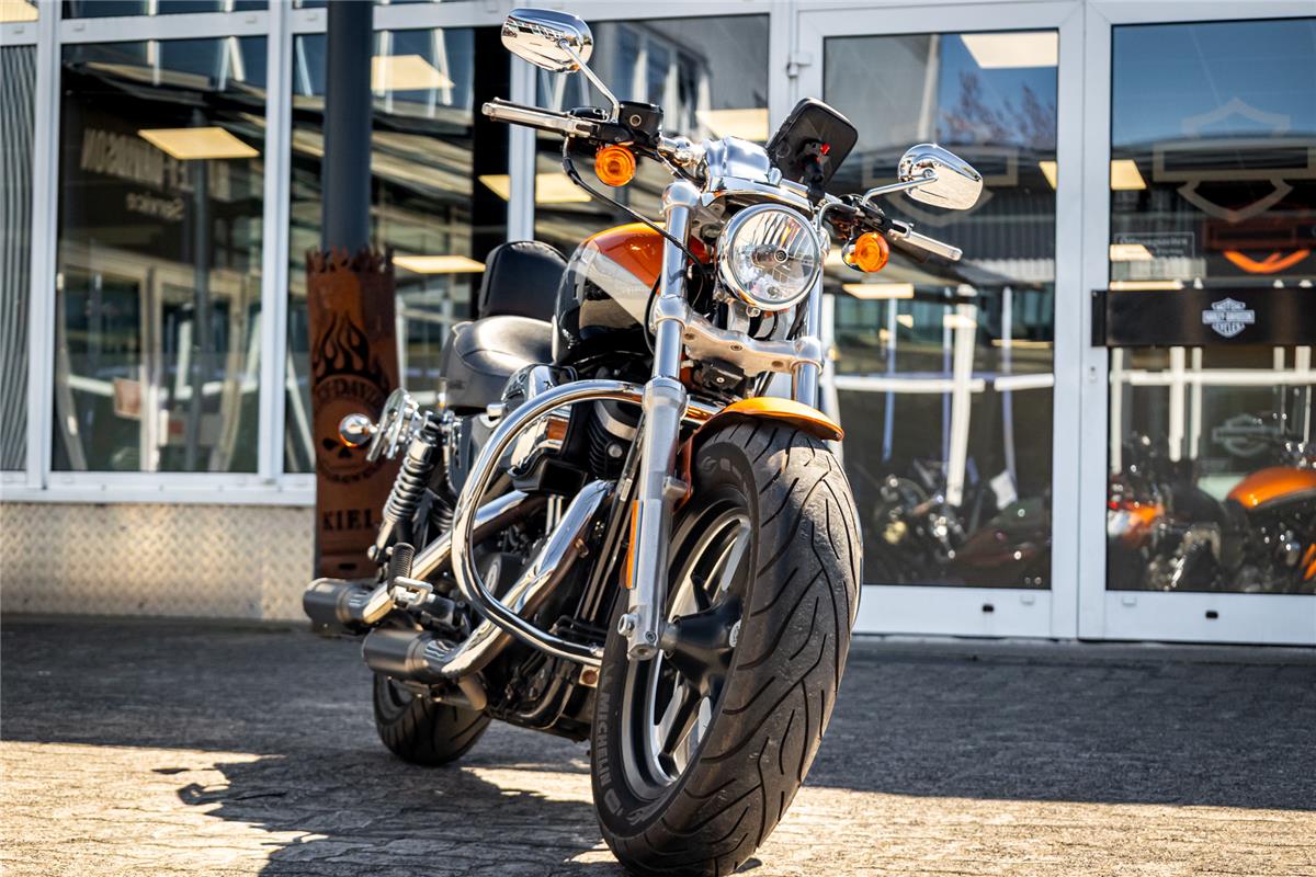 Harley-Davidson XL1200CA Sportster Custom