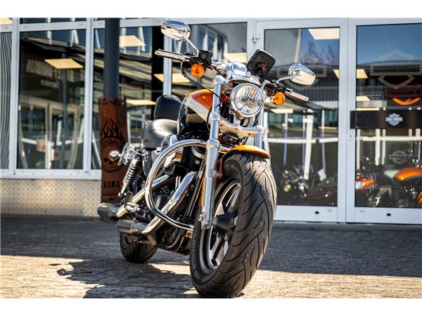 Harley-Davidson XL1200CA Sportster Custom