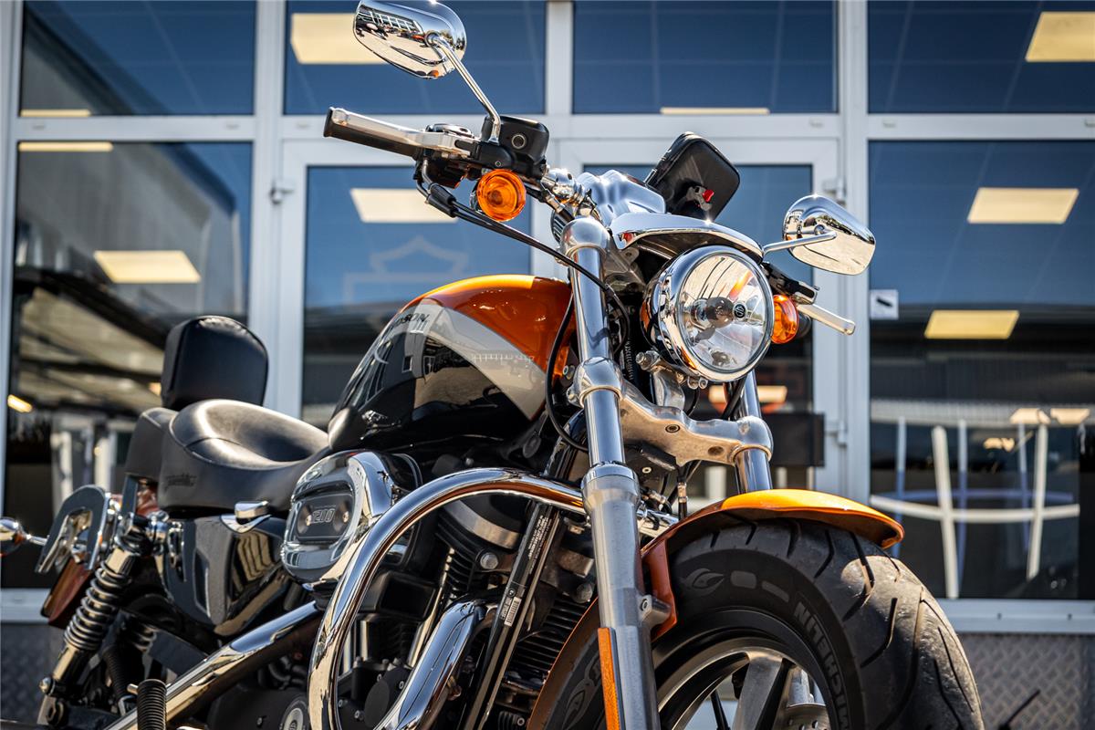 Harley-Davidson XL1200CA Sportster Custom