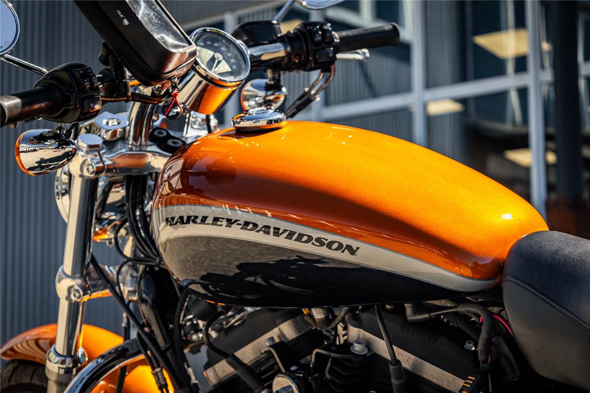Harley-Davidson XL1200CA Sportster Custom