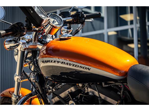 Harley-Davidson XL1200CA Sportster Custom