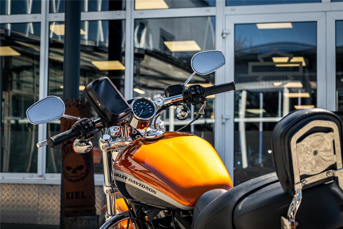 Harley-Davidson XL1200CA Sportster Custom