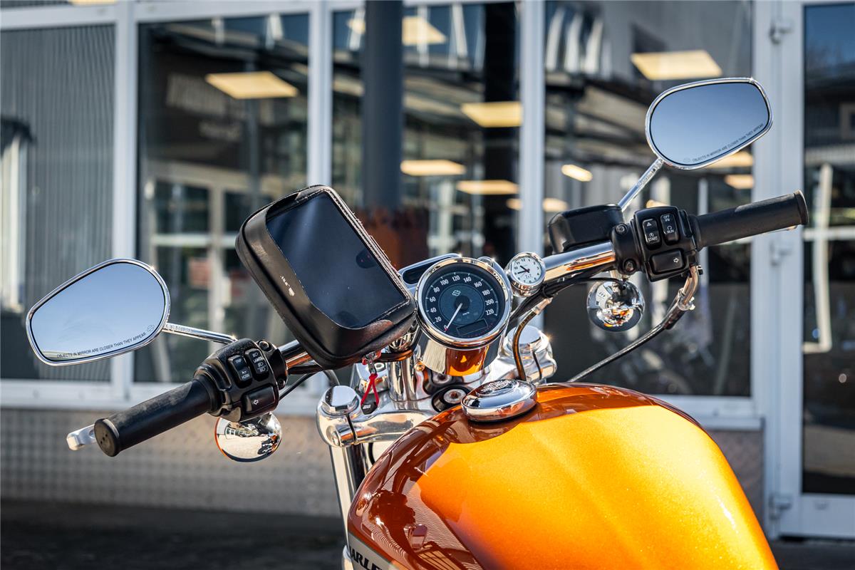 Harley-Davidson XL1200CA Sportster Custom