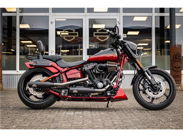 Harley-Davidson FXSE CVO Pro Street Breakout - Jekill & Hyde
