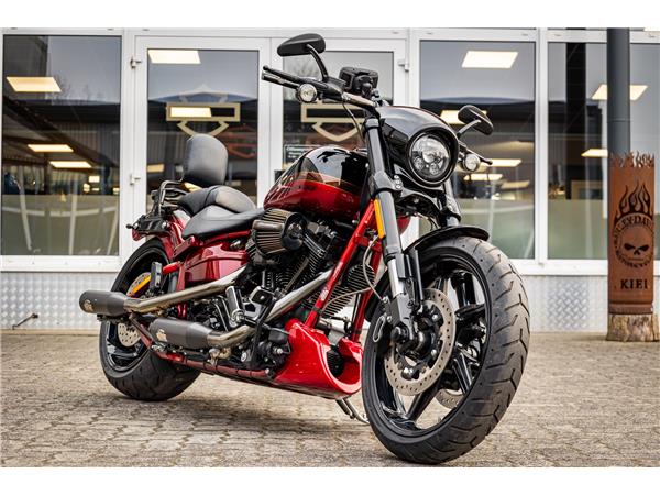 Harley-Davidson FXSE CVO Pro Street Breakout - Jekill & Hyde